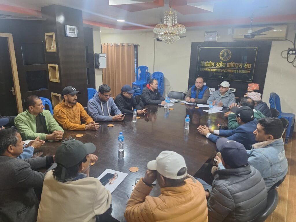 दातालाई सम्मान गर्ने बारे जानकारी दिन बिर्तामोडमा आयोजना गरिएको पत्रकार सम्मेलन